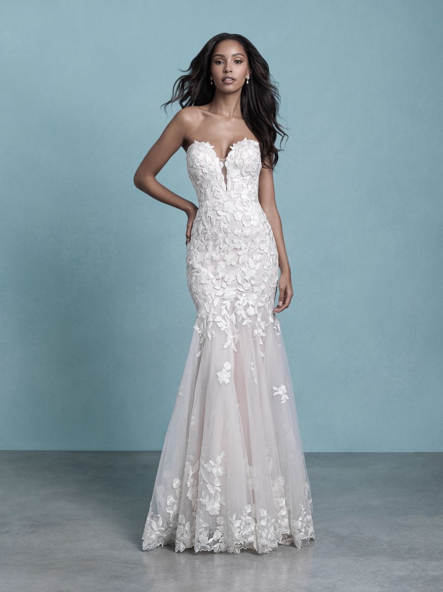 9762 by Allure Bridal