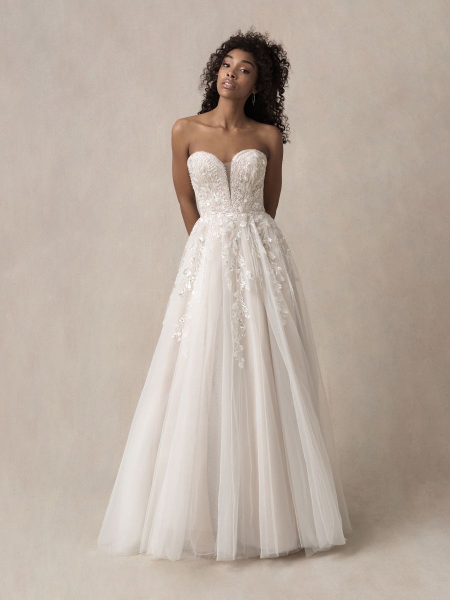 9852 by Allure Bridal