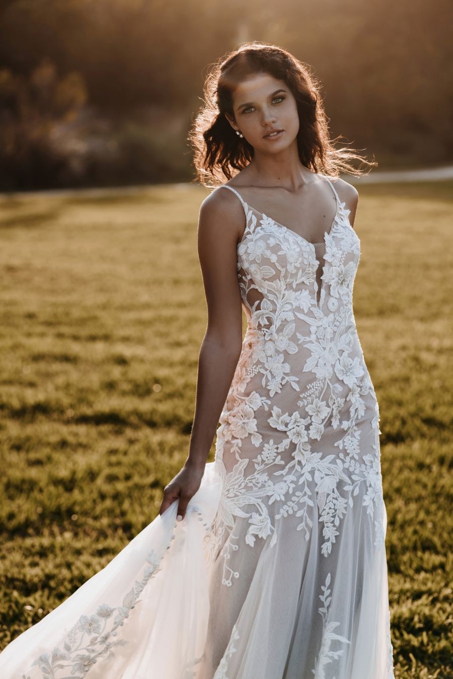 9851 by Allure Bridal